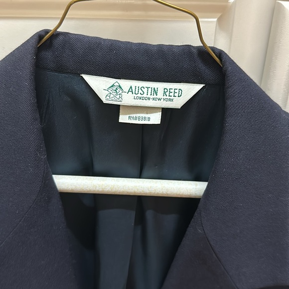 Austin Reed Jacket - Picture 2 of 4